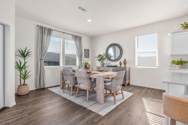 6110 Road 115, Pasco, WA 99301