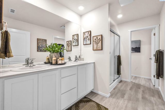 6110 Road 115, Pasco, WA 99301