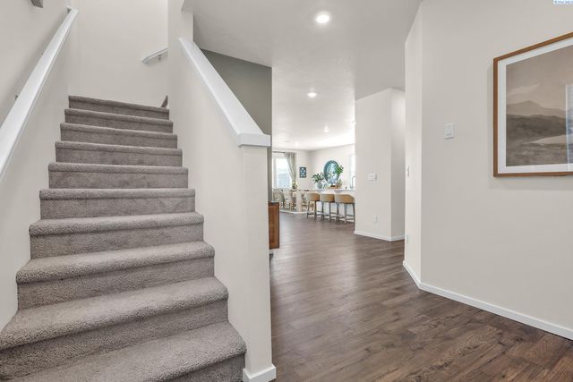 6110 Road 115, Pasco, WA 99301