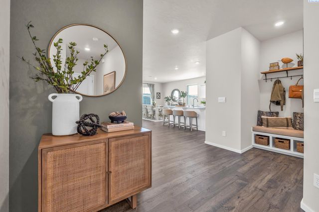 6110 Road 115, Pasco, WA 99301