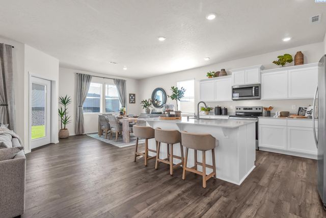 6110 Road 115, Pasco, WA 99301