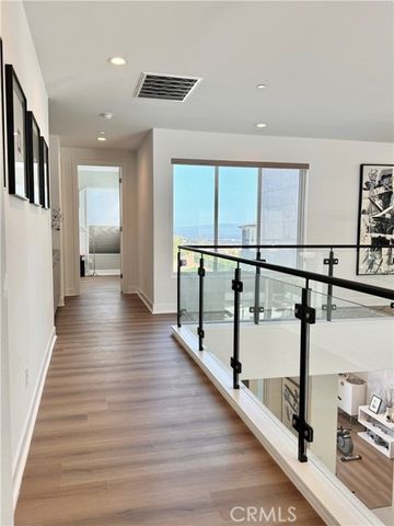 20401 W Aberdeen Lane, Porter Ranch (los Angeles), CA 91326