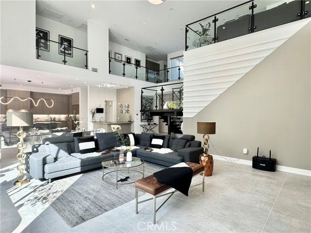 20401 W Aberdeen Lane, Porter Ranch (los Angeles), CA 91326