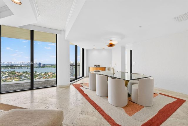 2800 Island Blvd PH02, Aventura, FL 33160