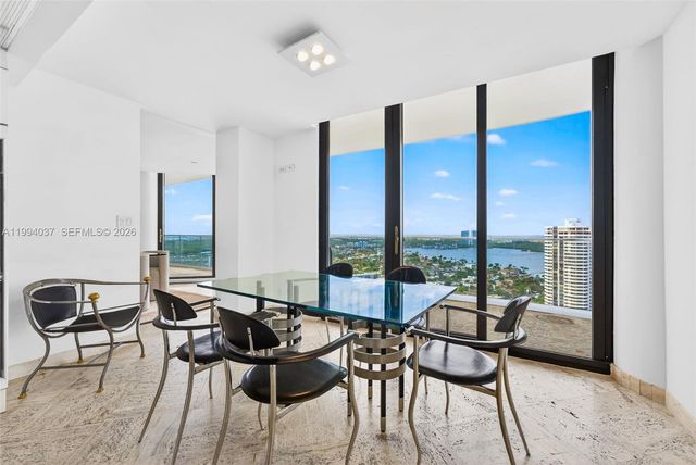 2800 Island Blvd PH02, Aventura, FL 33160