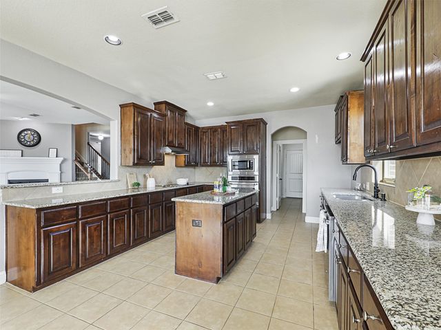 1815 Enchanted Cove, Wylie, TX 75098