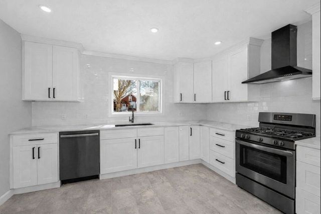 52 Elm Street, Haverhill, MA 01830