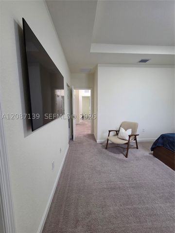 11079 W 32nd Ln, Hialeah, FL 33018