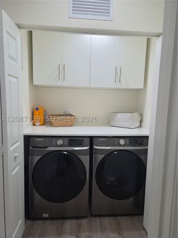 11079 W 32nd Ln, Hialeah, FL 33018