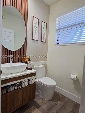 11079 W 32nd Ln, Hialeah, FL 33018