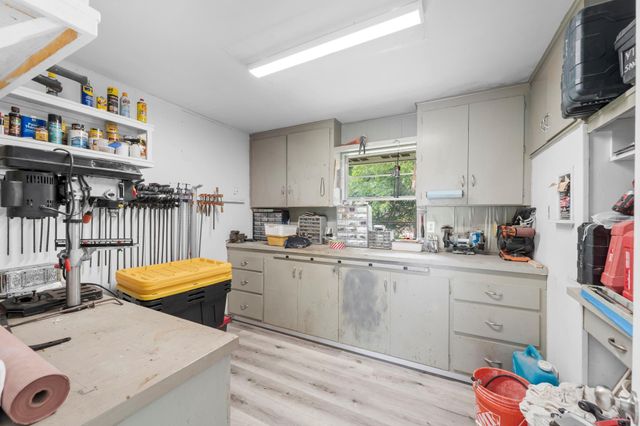 209 Summit Drive, Conroe, TX 77303