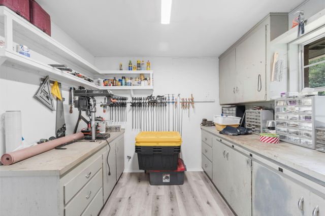 209 Summit Drive, Conroe, TX 77303