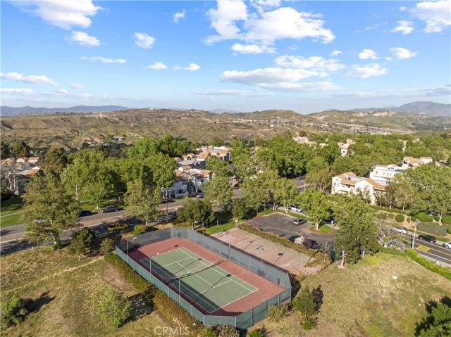 24474 Valle Del Oro 201, Newhall, CA 91321