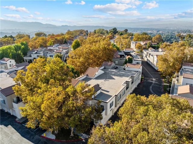 24474 Valle Del Oro 201, Newhall, CA 91321