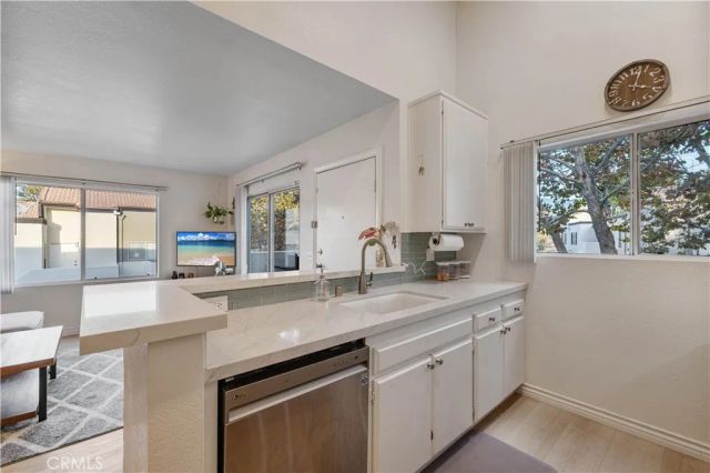 24474 Valle Del Oro 201, Newhall, CA 91321