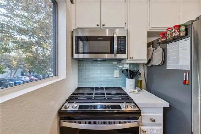 24474 Valle Del Oro 201, Newhall, CA 91321