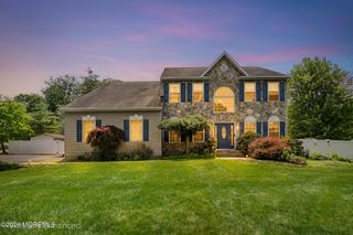 2 Namsan Drive, Monroe, NJ 08831