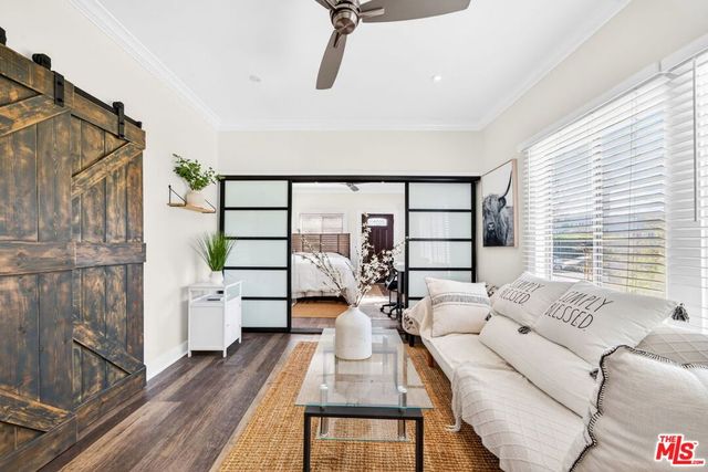 5919 Lexington Avenue, Los Angeles, CA 90038