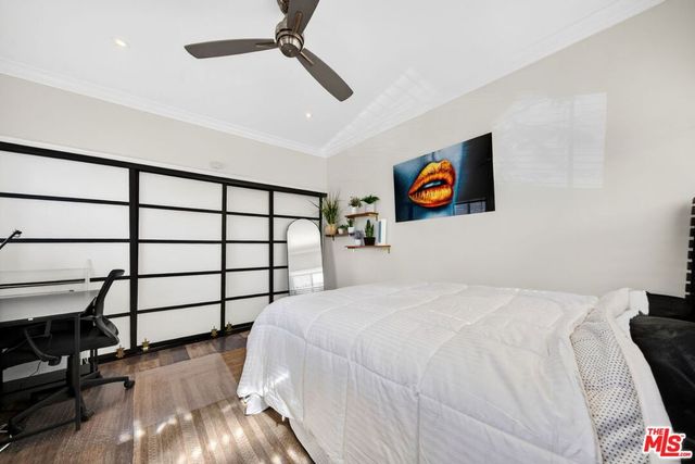 5919 Lexington Avenue, Los Angeles, CA 90038