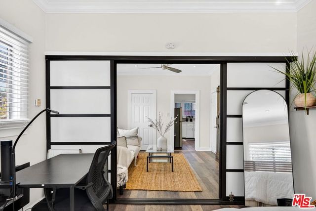 5919 Lexington Avenue, Los Angeles, CA 90038