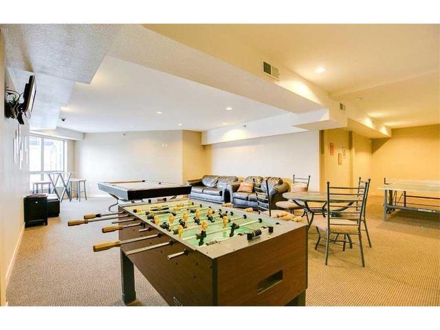 2600 University Avenue SE 418, Minneapolis, MN 55414