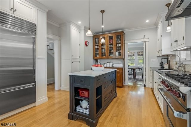 221 Christopher St, Montclair Twp., NJ 07042
