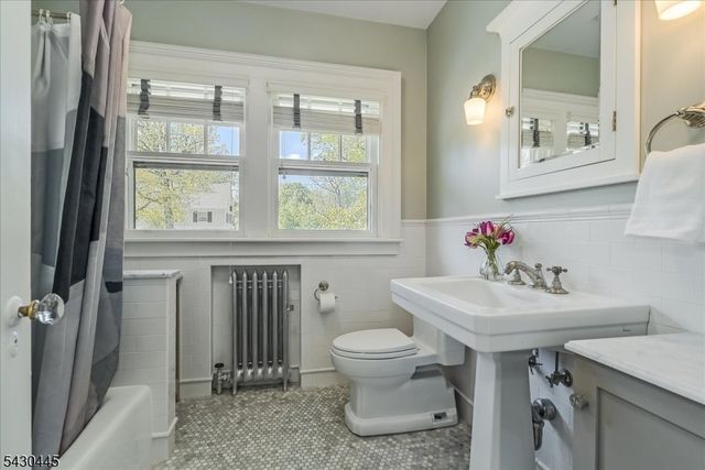 221 Christopher St, Montclair Twp., NJ 07042