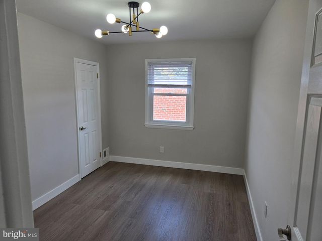 839 W BELLS MILL RD, Philadelphia, PA 19128