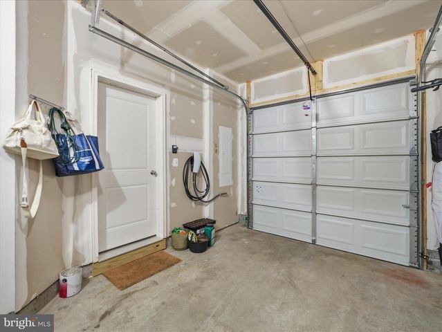 240 HUSKY TRL, Martinsburg, WV 25403