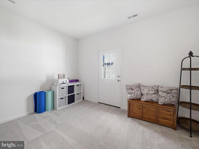 240 HUSKY TRL, Martinsburg, WV 25403