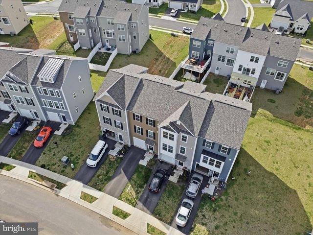 240 HUSKY TRL, Martinsburg, WV 25403