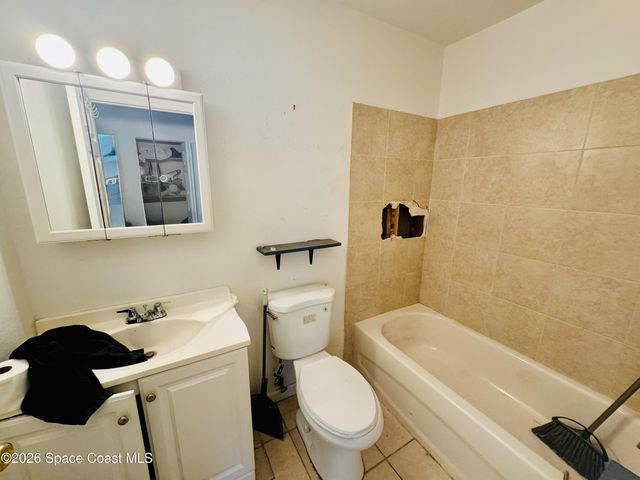 730 Azure Avenue NE, Palm Bay, FL 32905
