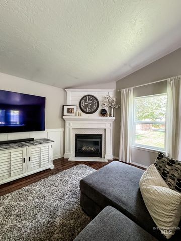 808 O'leary Way, Twin Falls, ID 83301