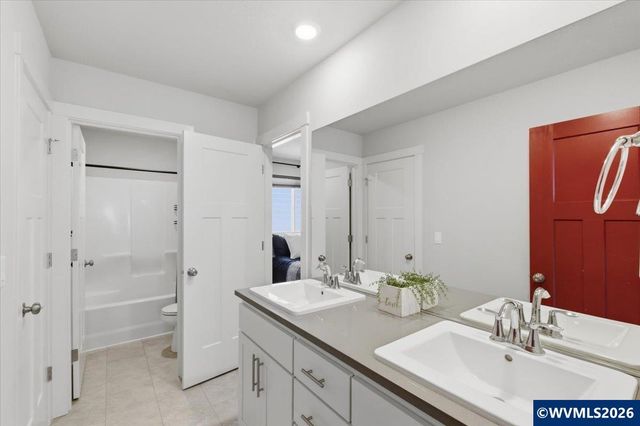 1567 Stasny Av SE, Albany, OR 97322