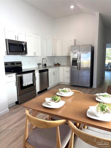 2117 W Jackson St, Pensacola, FL 32505