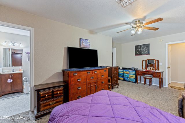 9901 E Rocky Wash Drive, Tucson, AZ 85748