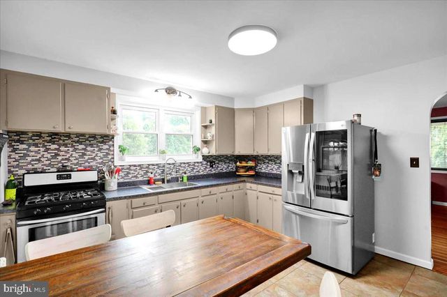 130 W 38TH ST, Reading, PA 19606