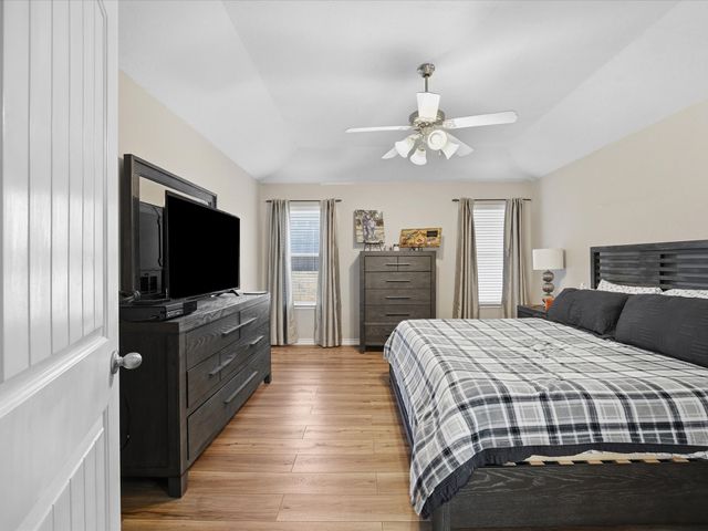 211 Carriage Drive, Willow Park, TX 76087