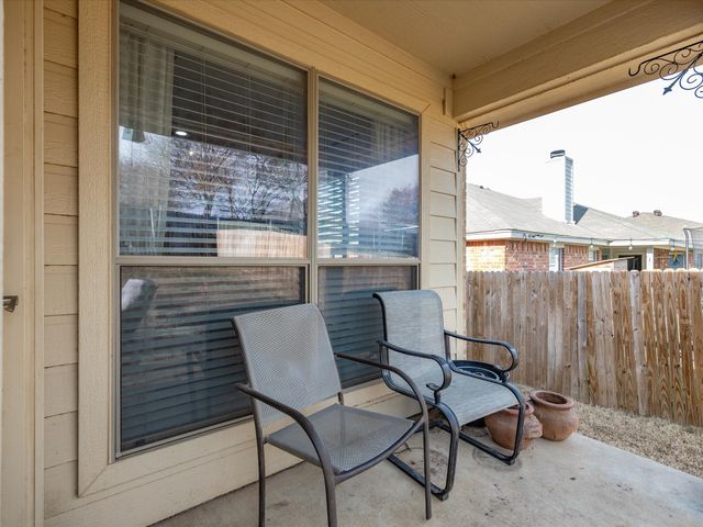 211 Carriage Drive, Willow Park, TX 76087