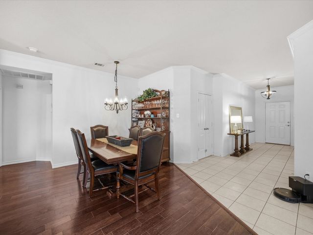 211 Carriage Drive, Willow Park, TX 76087