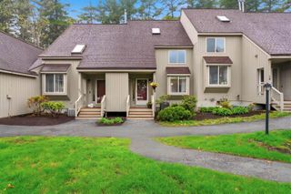 20 Suffolk Court # 20, Bedford, NH 03110