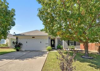711 Maplecreek DR, Leander, TX 78641