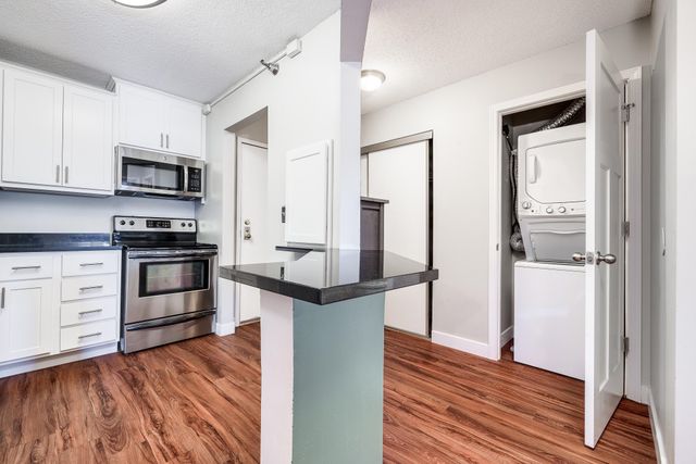 78 10th Street E 506, Saint Paul, MN 55101