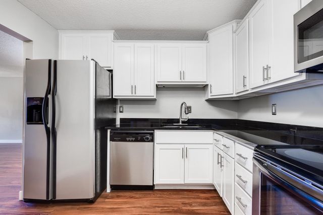 78 10th Street E 506, Saint Paul, MN 55101