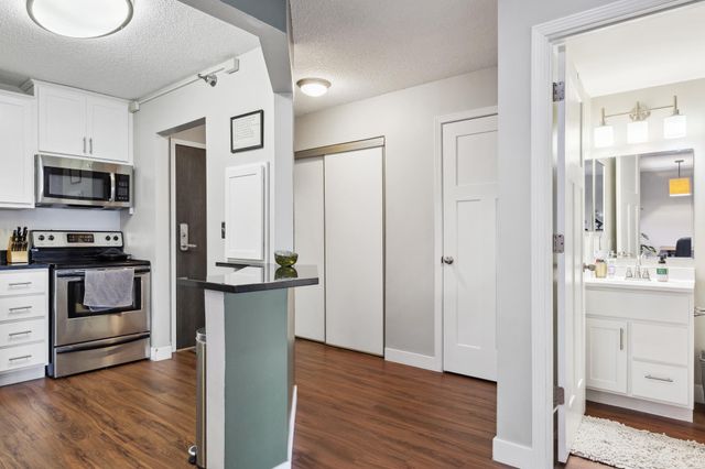 78 10th Street E 506, Saint Paul, MN 55101