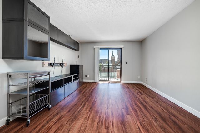 78 10th Street E 506, Saint Paul, MN 55101