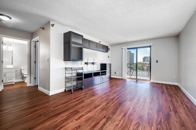 78 10th Street E 506, Saint Paul, MN 55101