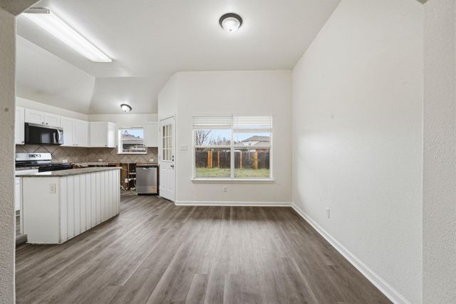 3908 Rocky Shore LN, Pflugerville, TX 78660