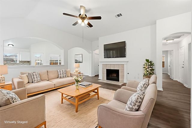 3908 Rocky Shore LN, Pflugerville, TX 78660