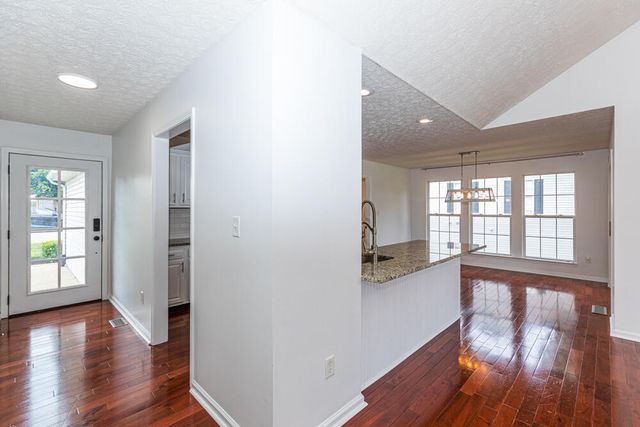135 N Bold Forbes Boulevard, Georgetown, KY 40324